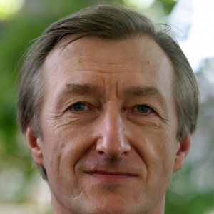 Julian Barnes