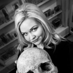 Lindsey Fitzharris